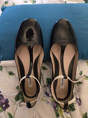 Clarks Black Patent Leather T-Strap Flats with Cream Ankle Straps